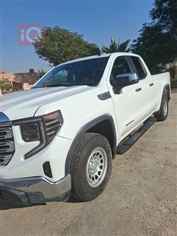 GMC Sierra